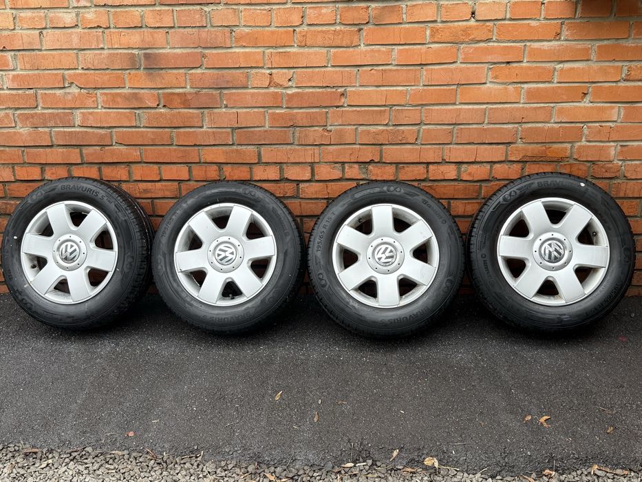 Комплект Диски резина літо Фольцваген Гольф Тоуран Каді Пасат R15 5112