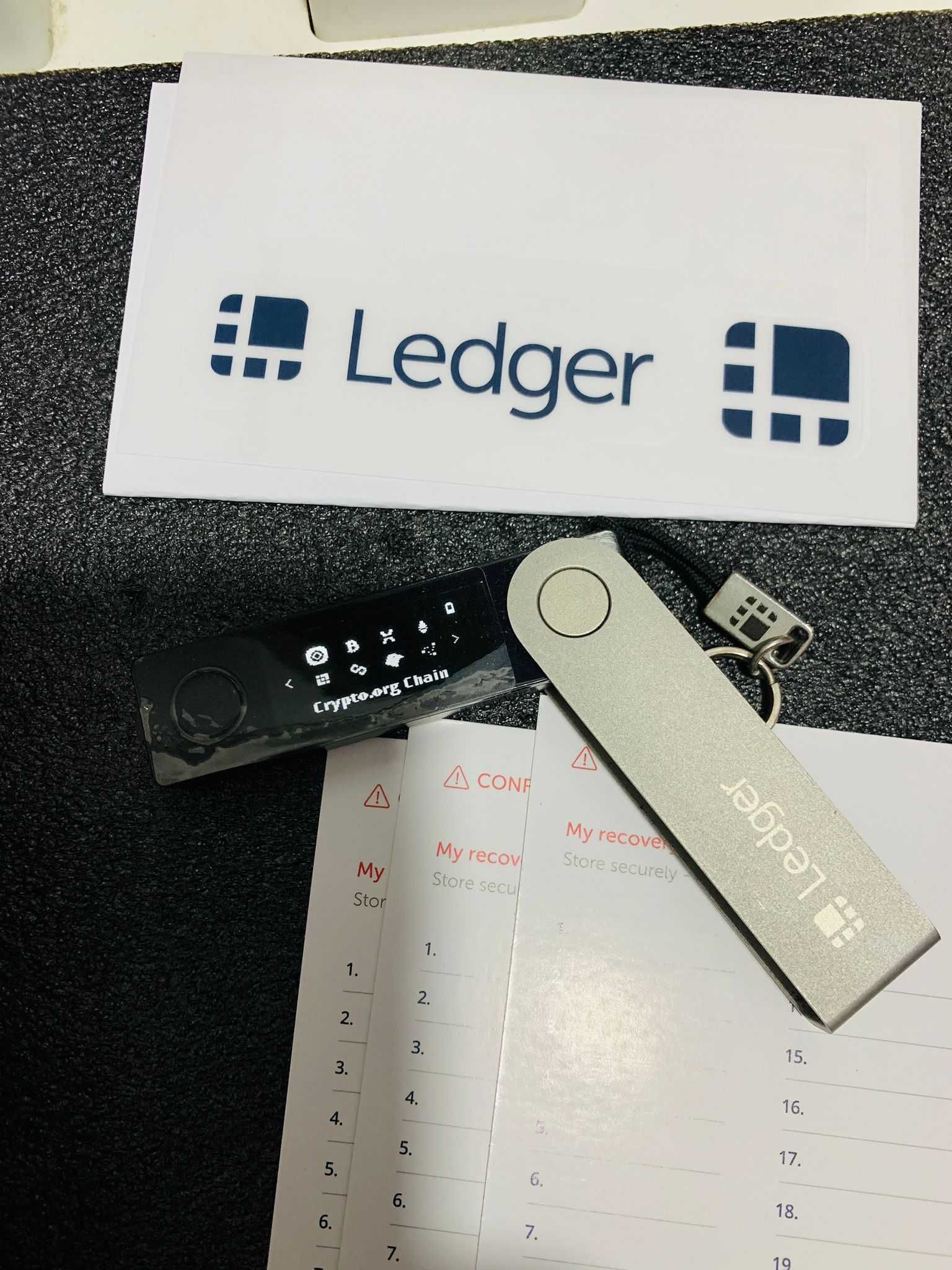 Ledger Nano X - Hardware Wallet