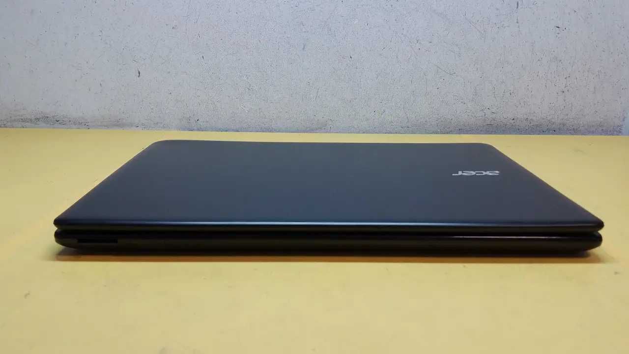 4х ядерний  Acer Aspire ES1-510 [Pentium N3520,256SSD,8Gb, новий акб]