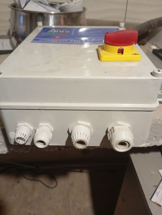 Блок керування насоса скважин