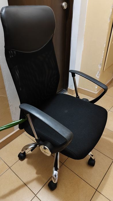 Krzesło obrotowe biurowe