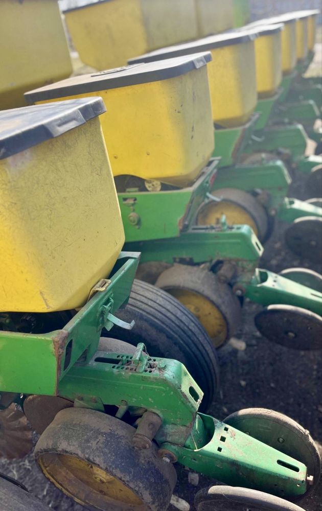 Сівалка John Deere 7000