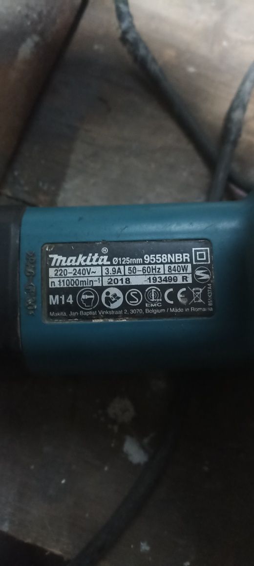 Болгарка УШМ,Makita 9558 оригінал.Працює ідеально.Стан на фото
