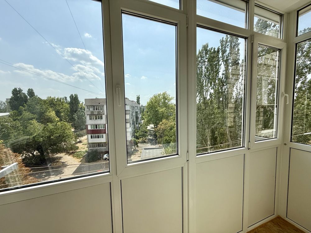 Трехкомнатная квартира с ремонтом,автономкой и видом на реку.
