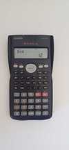Casio fx-82MS (científica)