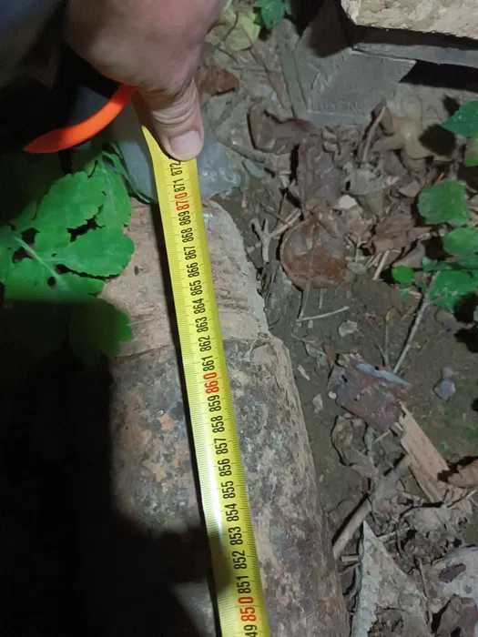 Металеві, грубостінні труби.