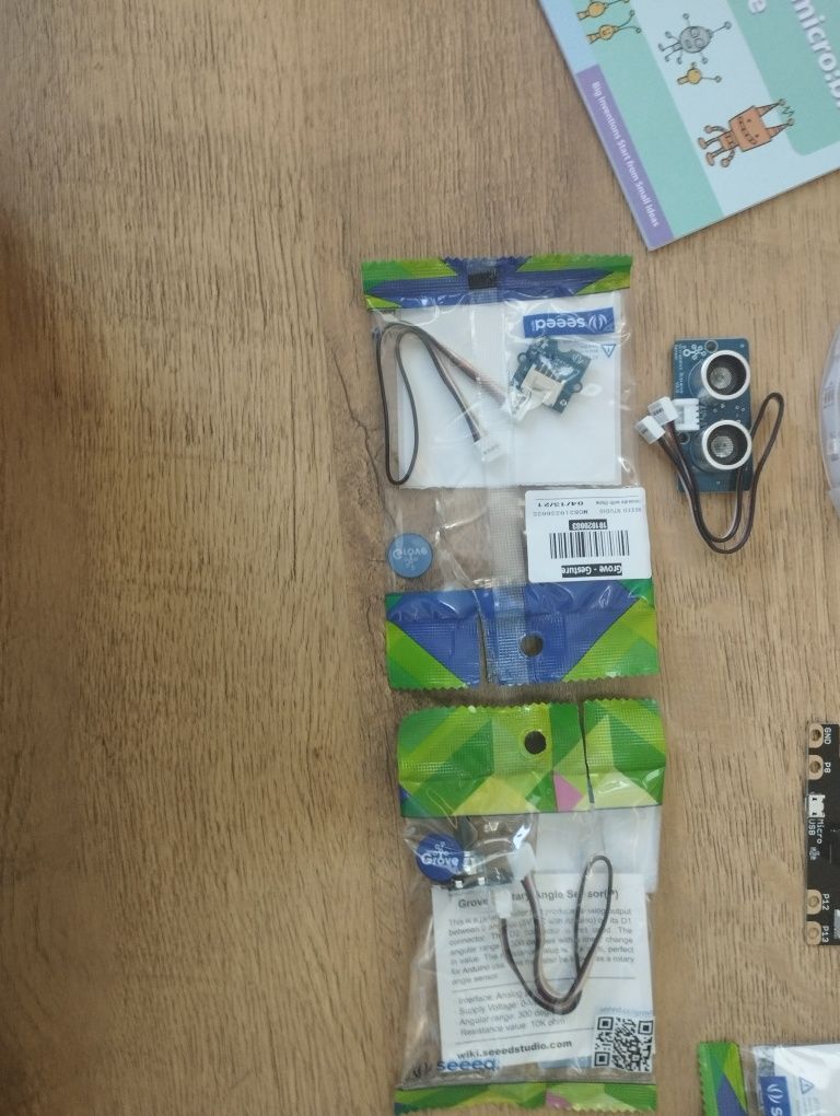 Grove Inventor Kit for micro:bit