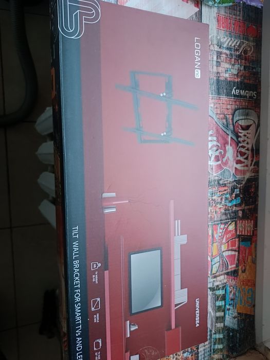 Кріплення для телевізора