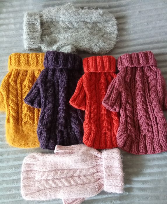 Тёплый свитер для маленьких собачек, щенков.