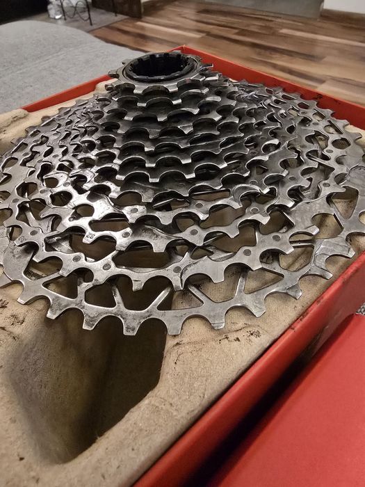 Kaseta XPLR SRAM RIVAL 10-44 12rz.