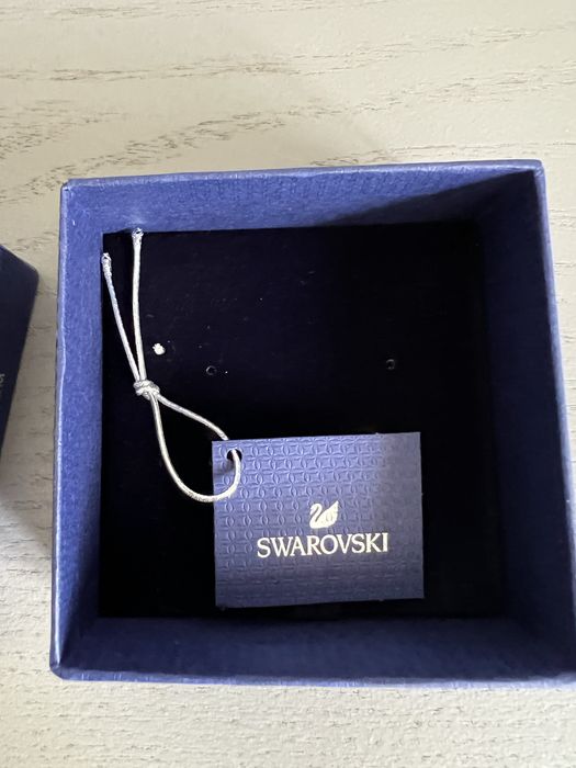 Brincos e ear cuff Swarovski Idyllia a estrear