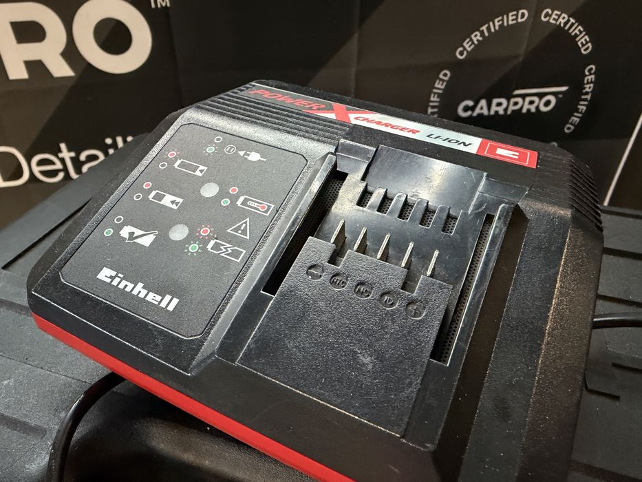 Ladowarka plus bateria do elektronarzedzi Einhell