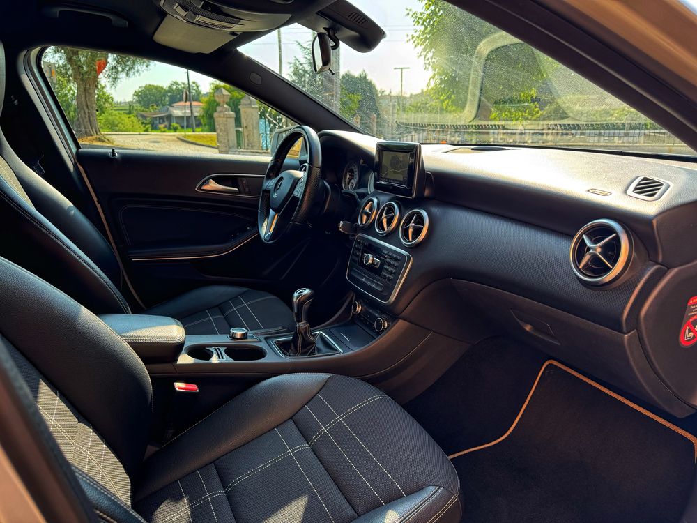 Mercedes A200 CDI Urban - Desde 255€ Mês