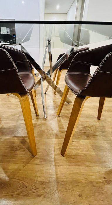 Cadeiras de jantar preço de cada uma 90€