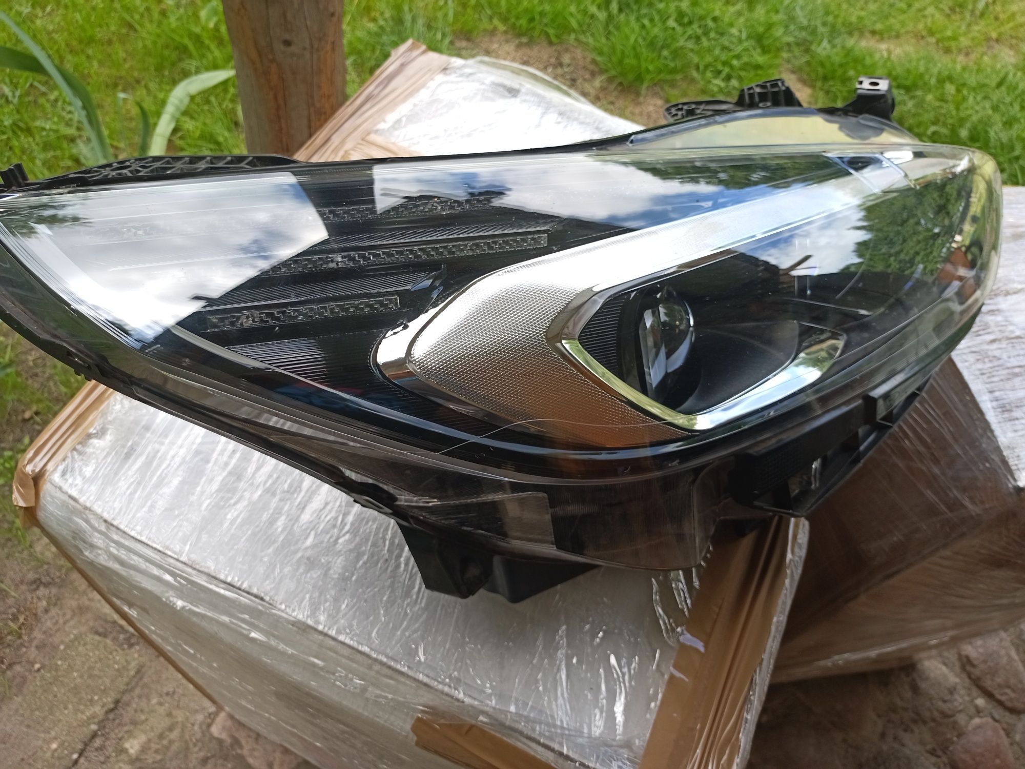 Lampy przód Ford S-Max full LED 20 r st- line