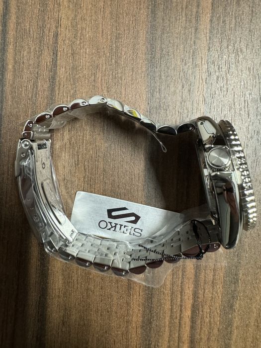Męski zegarek Seiko 5 Sports GMT Series SSK001K1 24H