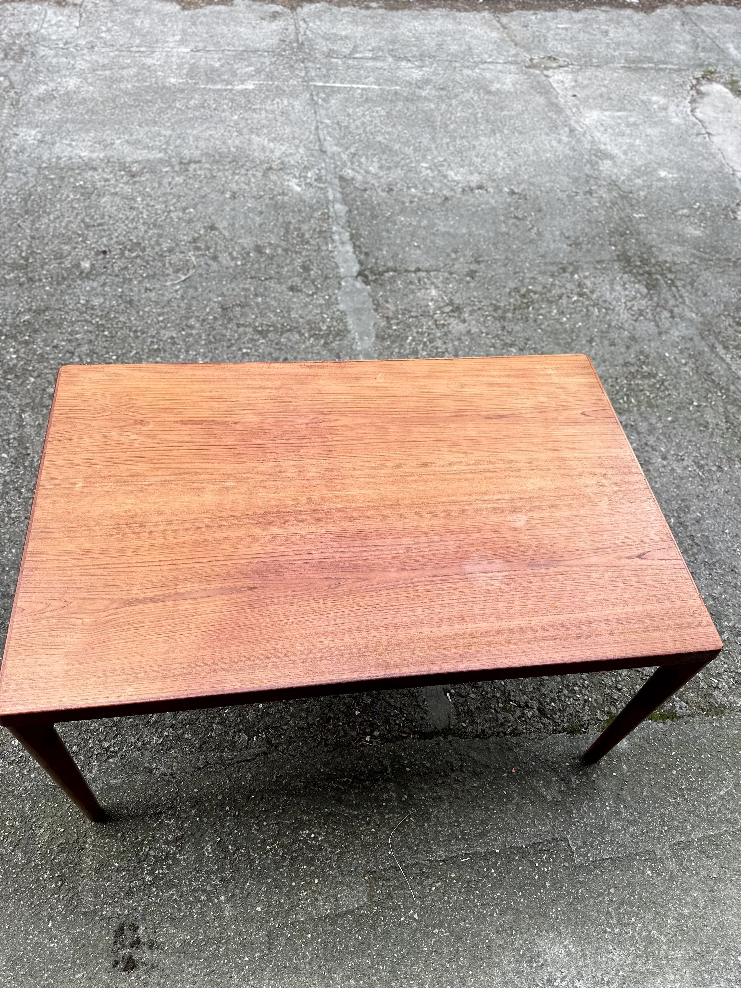 Stół tekowy duński rozkładany Henry Kjærnulf for Vejle Furniture 1960s