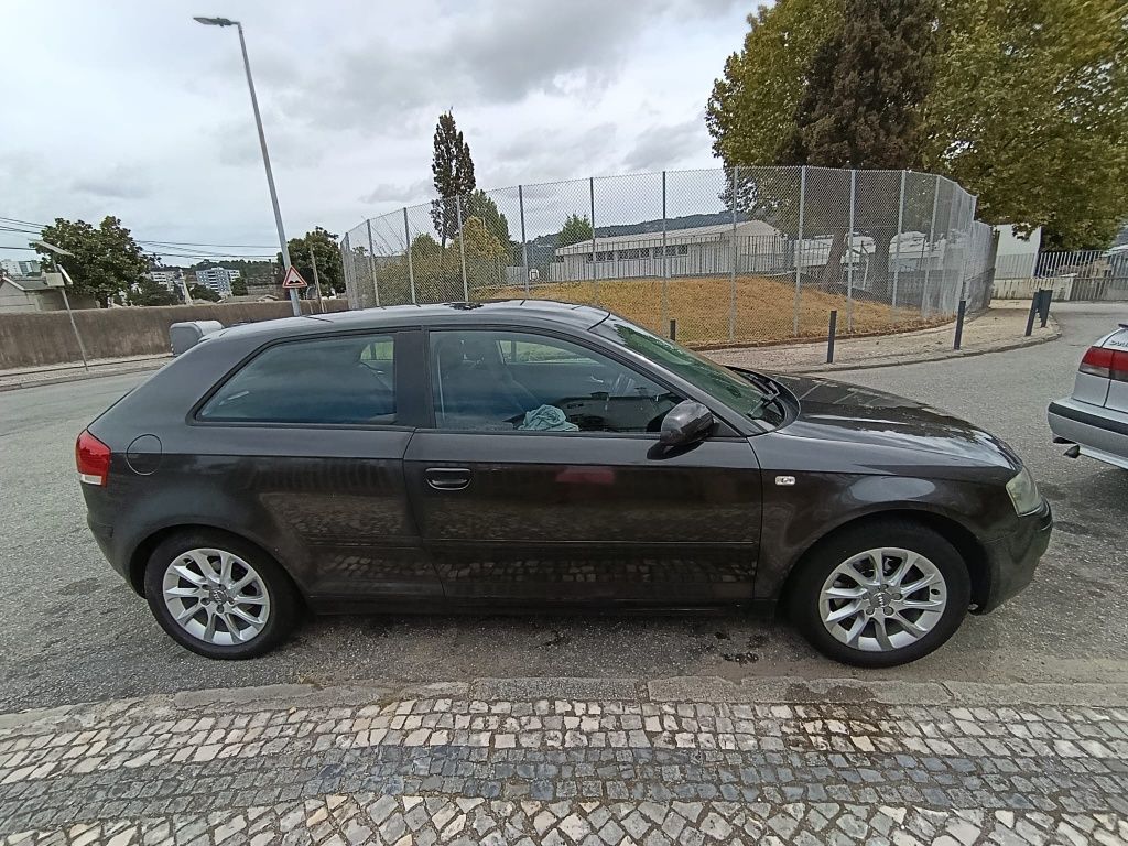 Audi A3 2004 em perfeito estado