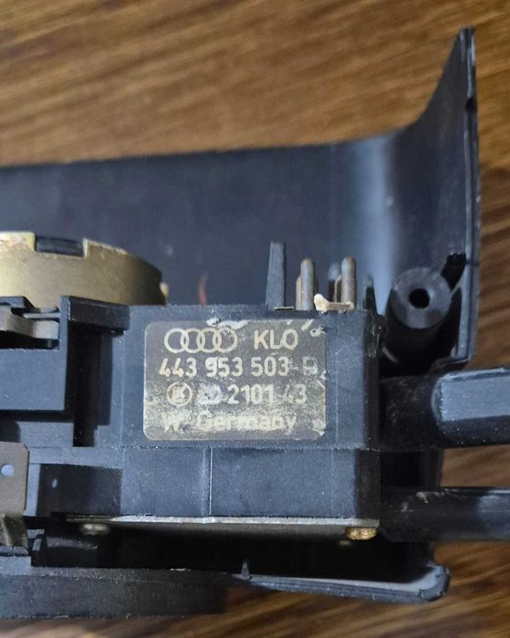 Przełącznik Zespolony Manetka AUDI80 B4 (91-95r.) Oryginalny KLO