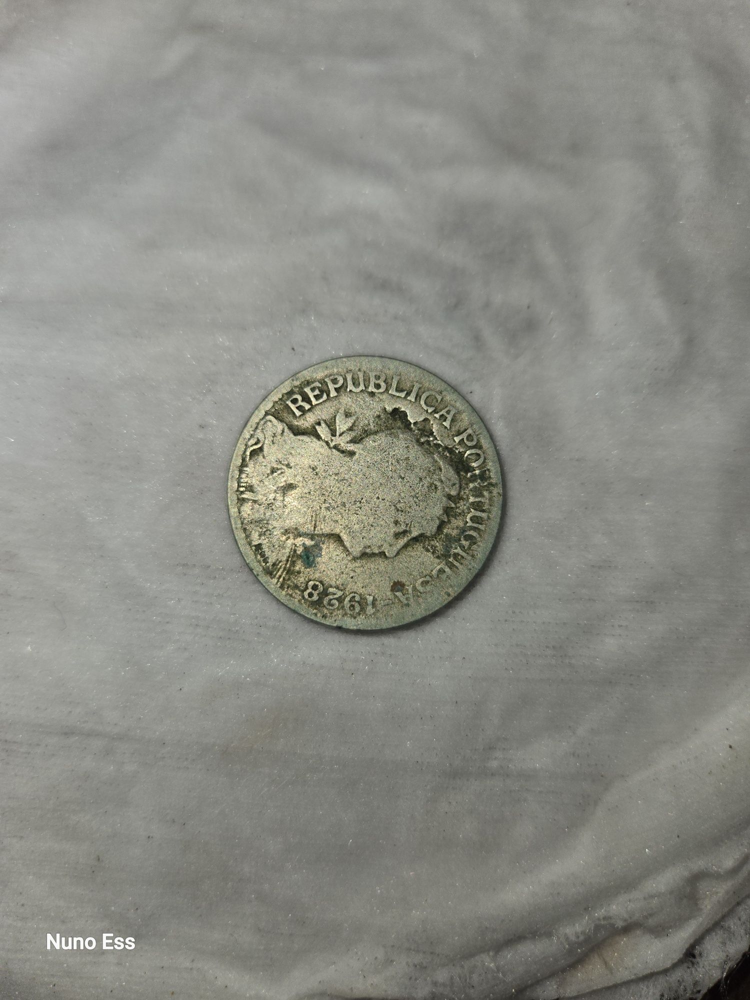 Moedas antigas algumas especiais