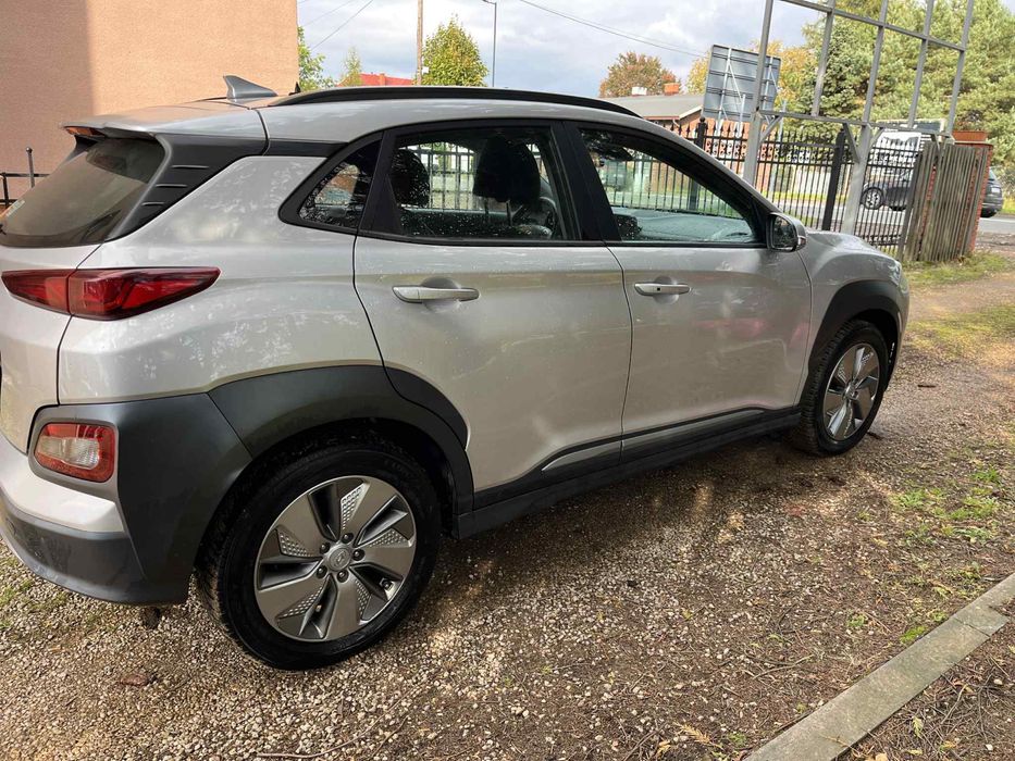 Hyundai Kona 64 kwh