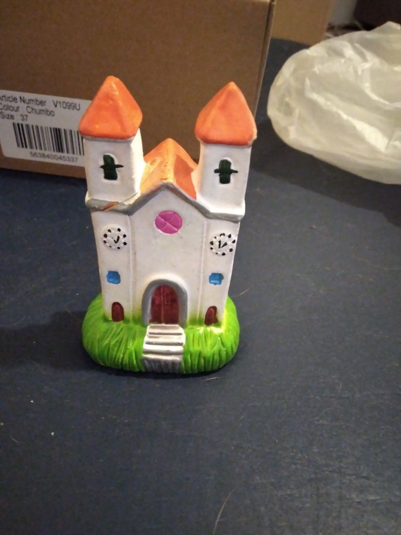 Figura de presépio - Igreja