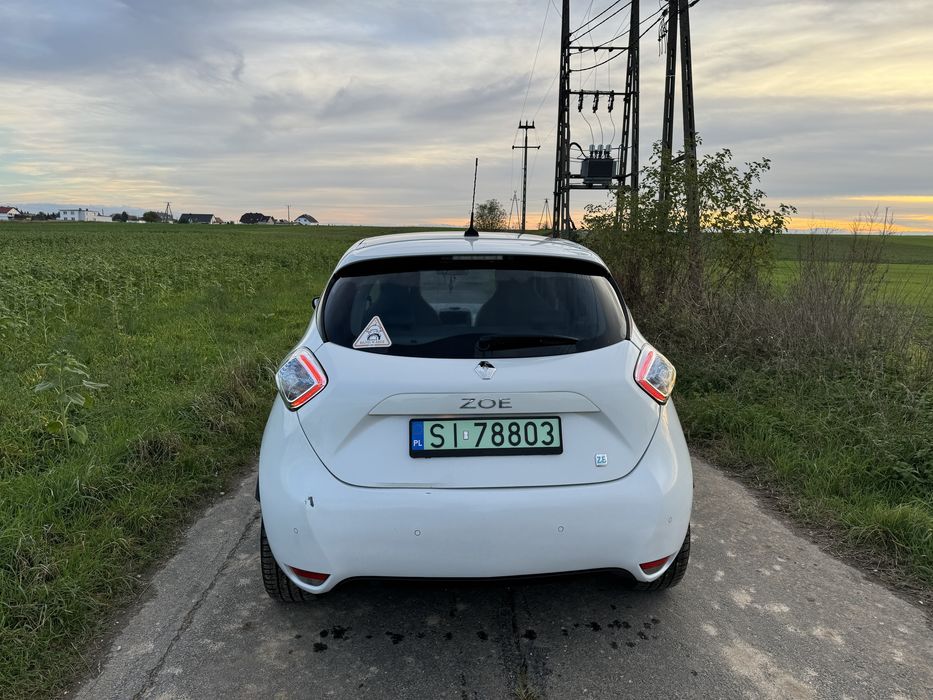 Renault Zoe 22kv. Sprzedam lub zamienie na Pick-up lub Quada.