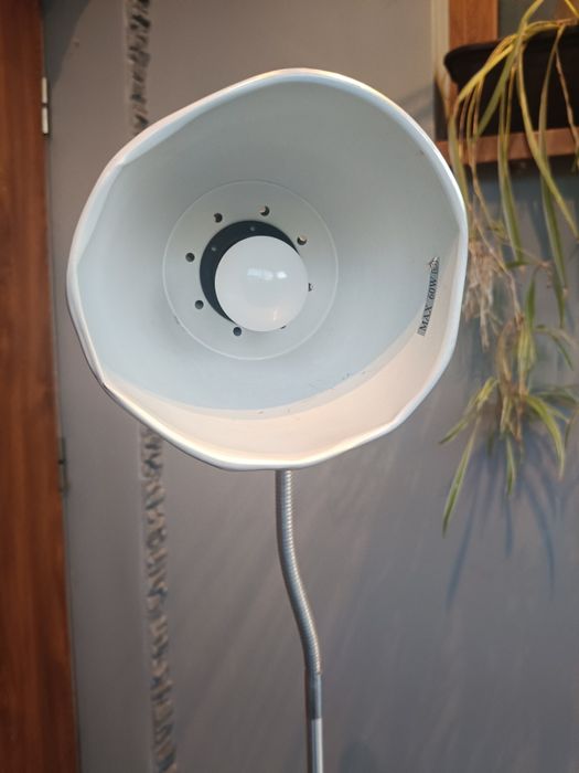 Lampa pokojowa stojąca. Ikea Lestra 145 cm. Srebrna. Wysyłka.