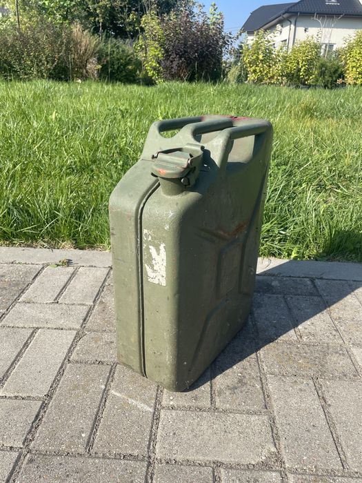 Kanister, kanistry 20l stalowe