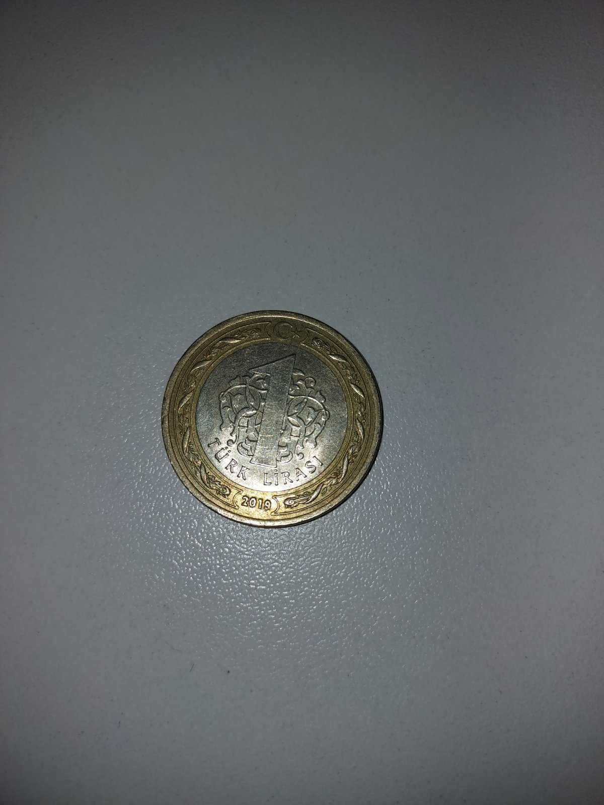Монета 1 лира Турция 2019