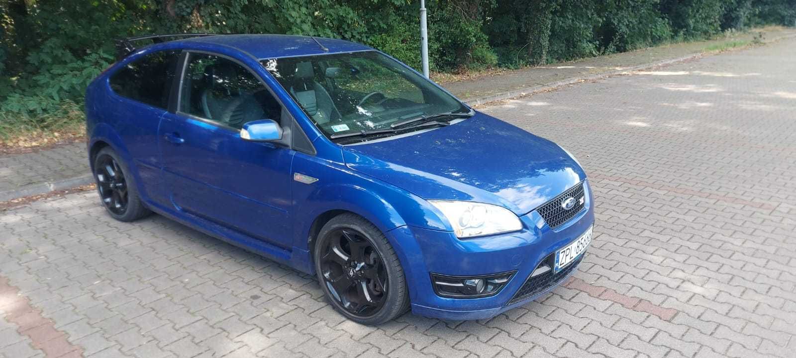 ST ! 225 KM !!!  Recaro ! Petarda!!!