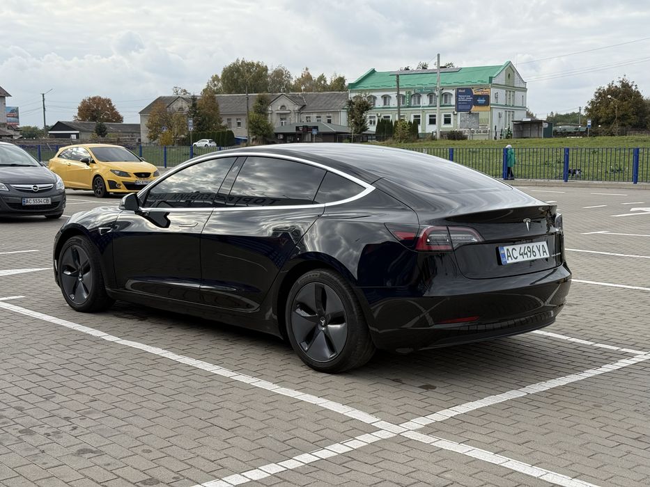 Tesla model 3 2019 dual motor 75 kWt