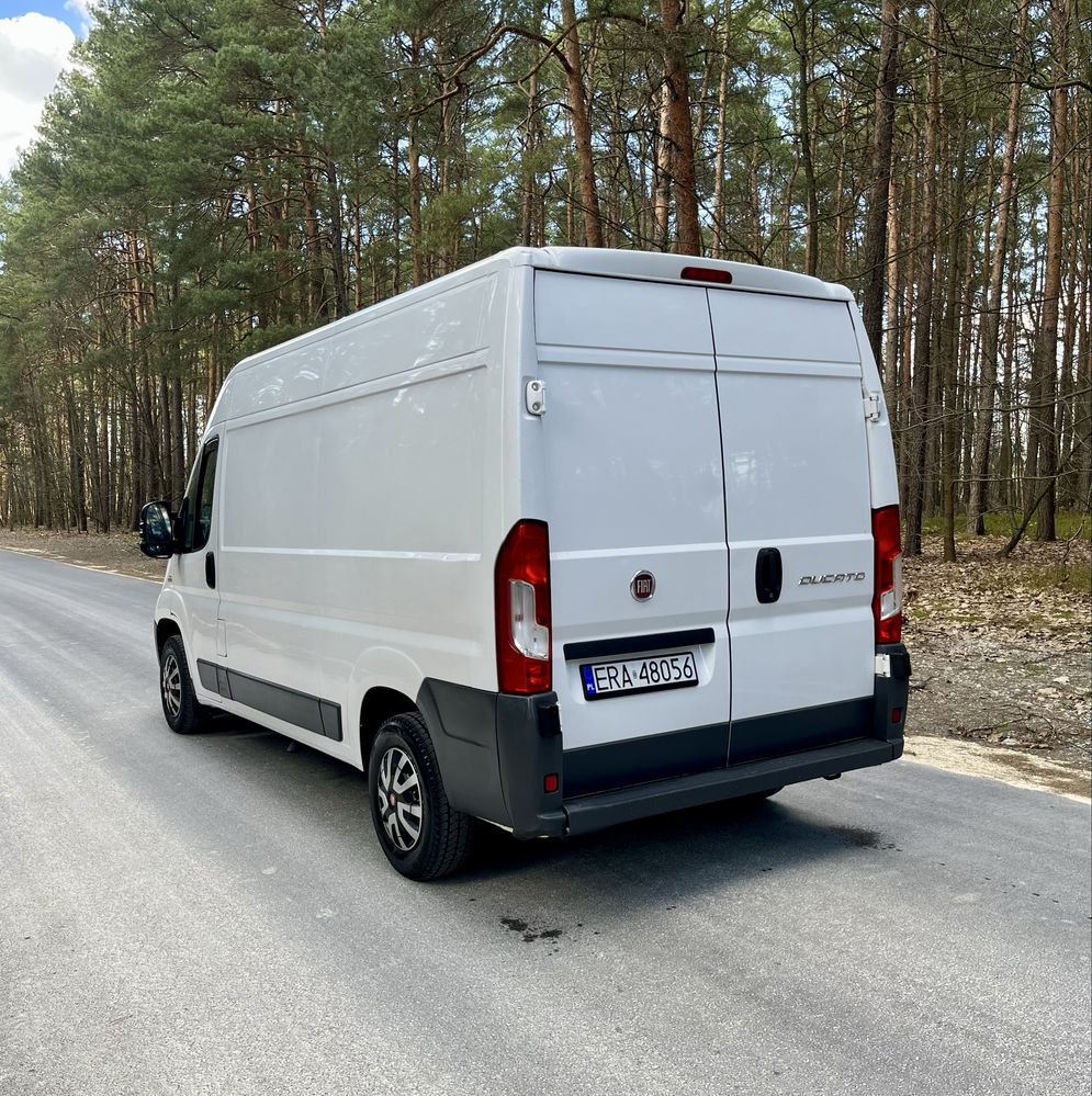 Autolaweta pomoc drogowa usługi transportowe bus 3.5t
