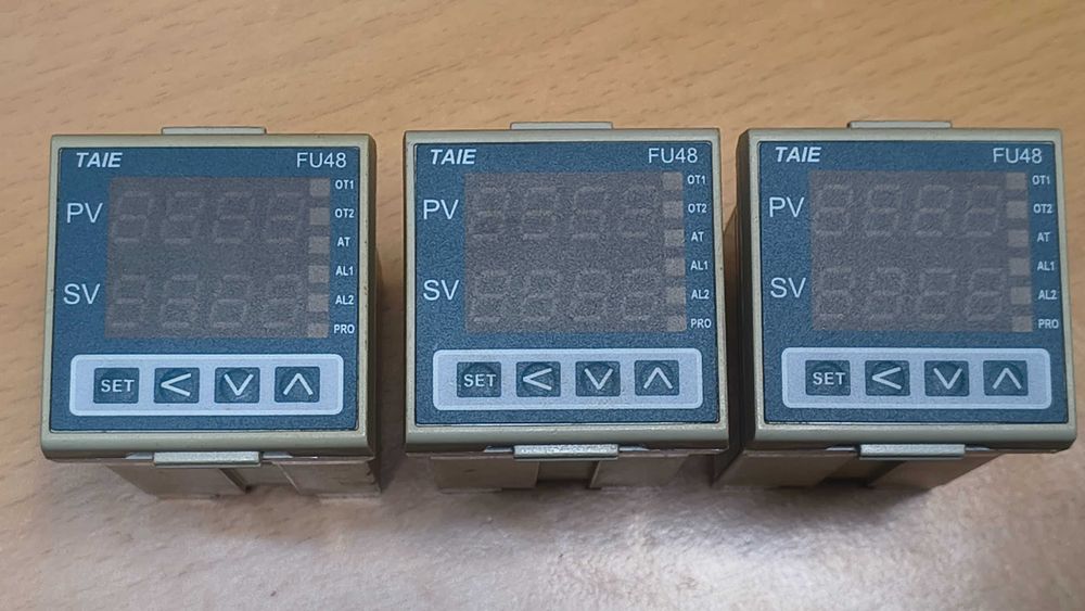REGULATOR sterownik temperatury TAIE typ FU48