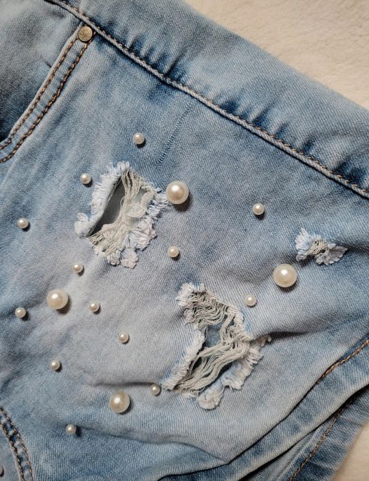 Bawełniane spodenki szorty jeansowe zdobienia perełki przetarcia s/m