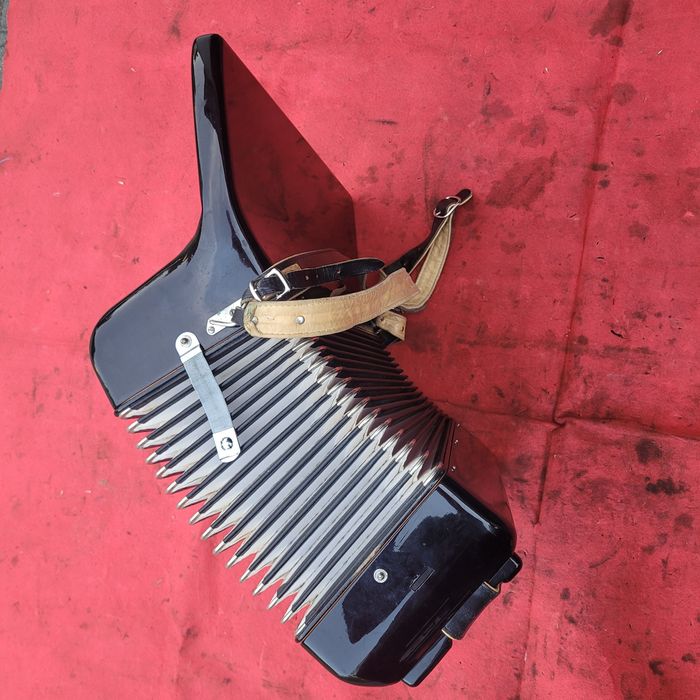 Akordeon HOHNER Tango IM