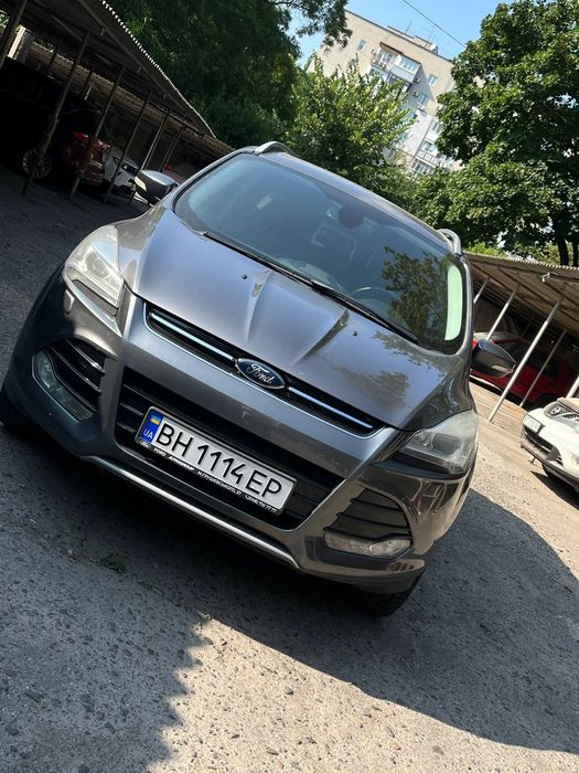 Ford Kuga 2 у гарному стані