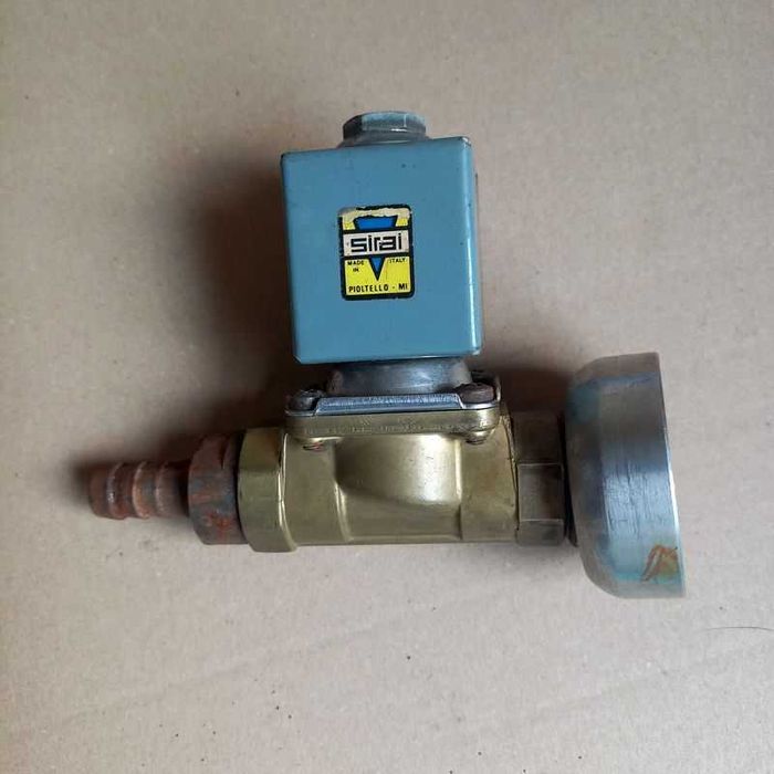 Cewka elektromagnesu SIRAI zawór elektromagnesu Z422A