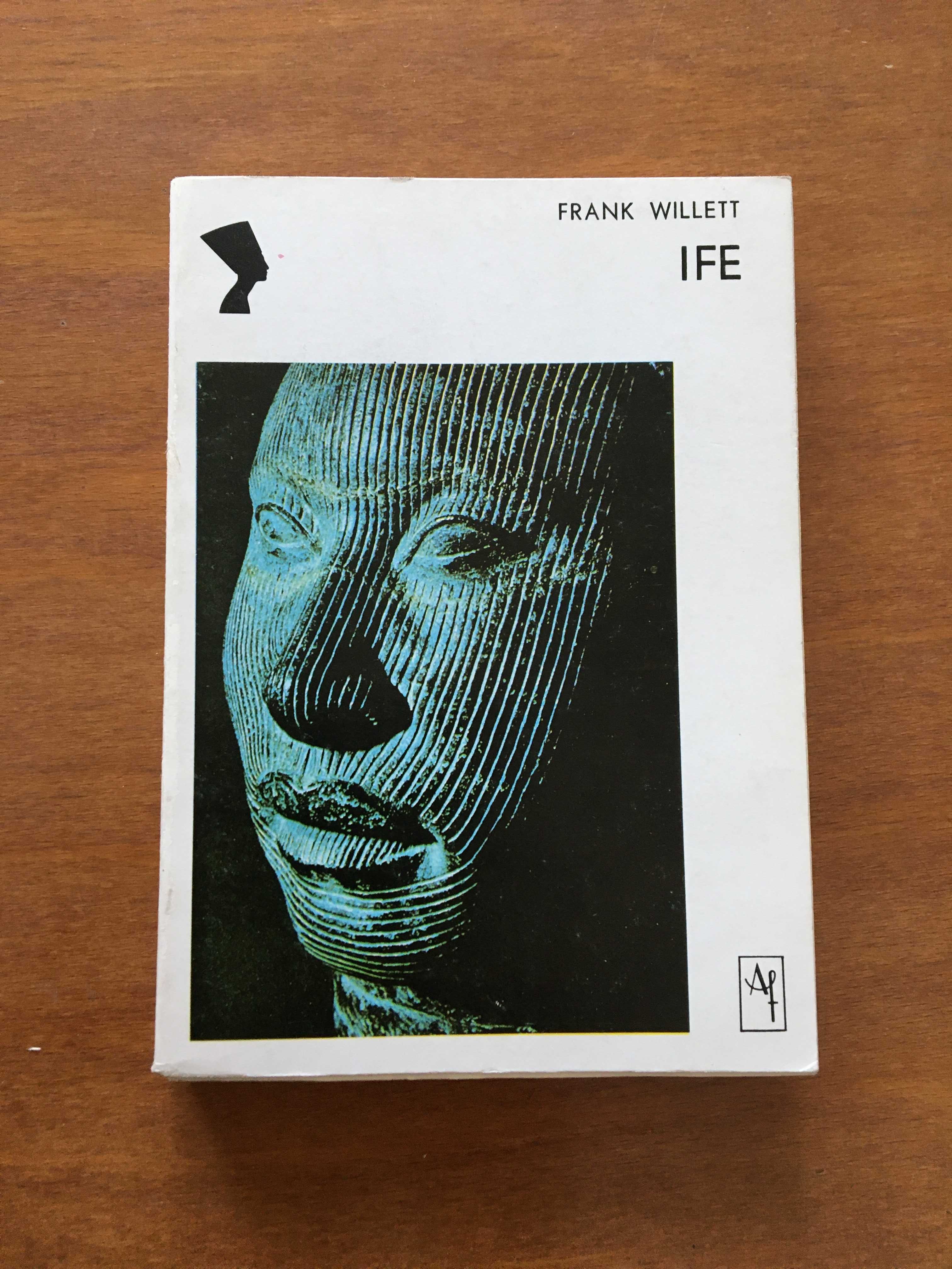 książka "Ife" Frank Willett