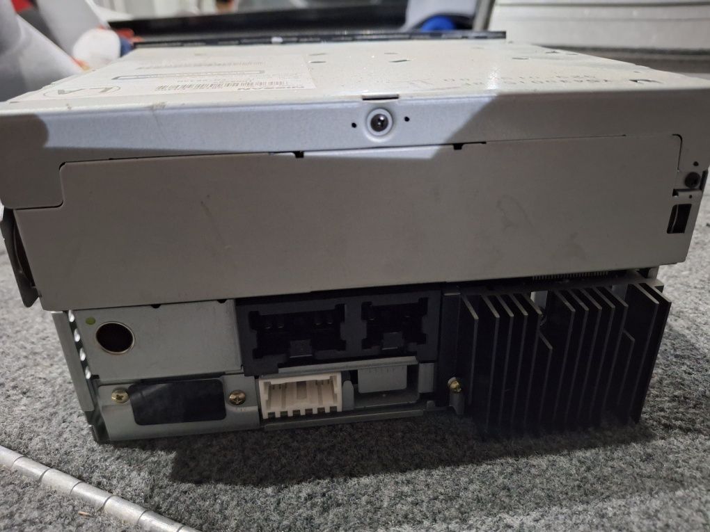 Rádio CD 2 DIN Navara D 40