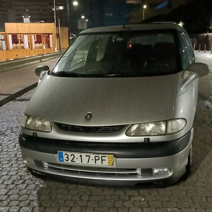 Renault Grand Espace RT 2.2 dT