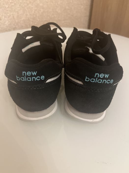 Оригинал!!! Женские фирменные кроссовки 36,5