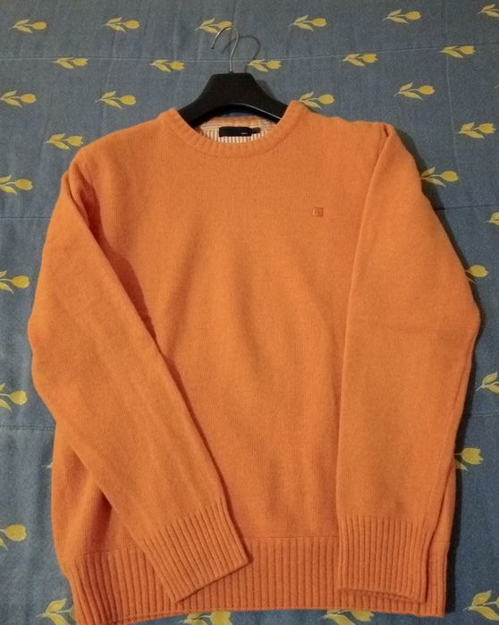 Camisola praticamente, NOVA!