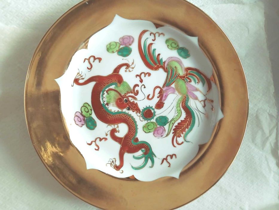Prato antigo de porcelana da República da China