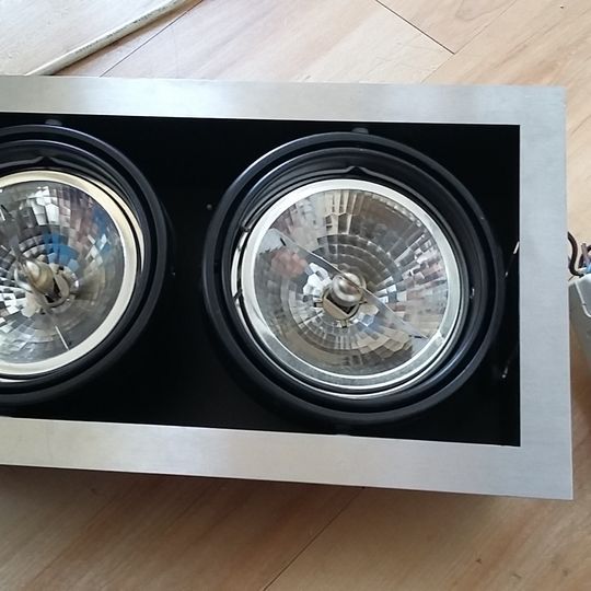 Downlights / Projectores duplos de encastrar
