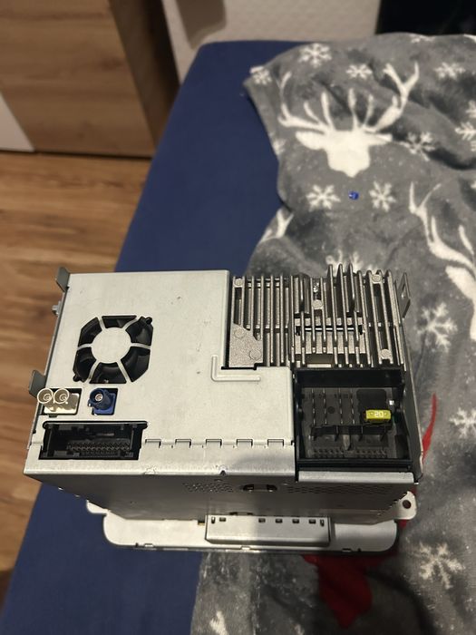 Radio z navi passat b6