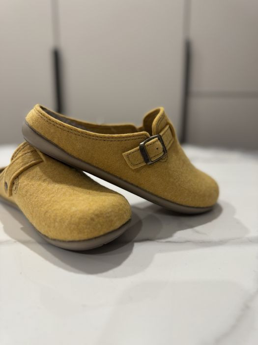 Тапки інблу домашні