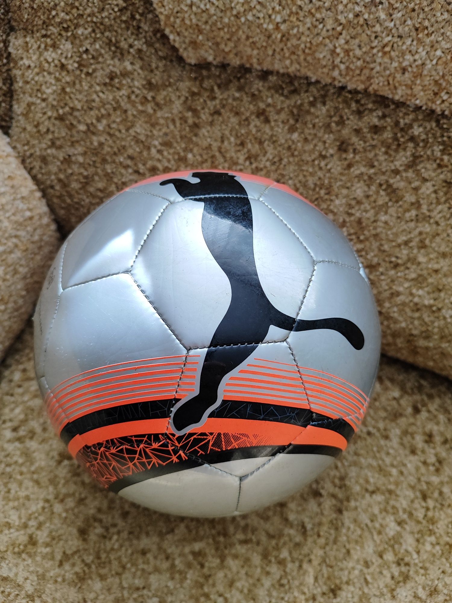 Мяч футбольный Puma Big Cat 3