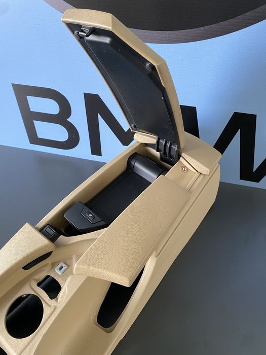 Підлокотник BMW E60 E61 Подлокотник Консоль БМВ Підлокітник Е60 Е61