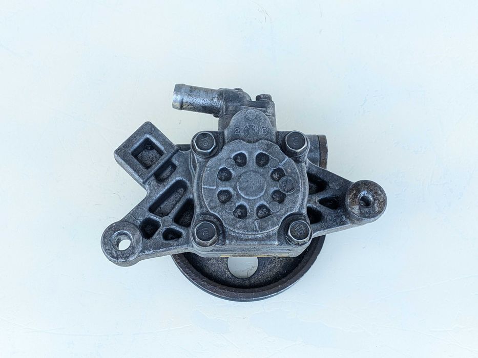 Насос ГУР Honda Civic VI (6) EJ EK, EJ EM1 - 1.4 1.5 1.6 (1995-2001)